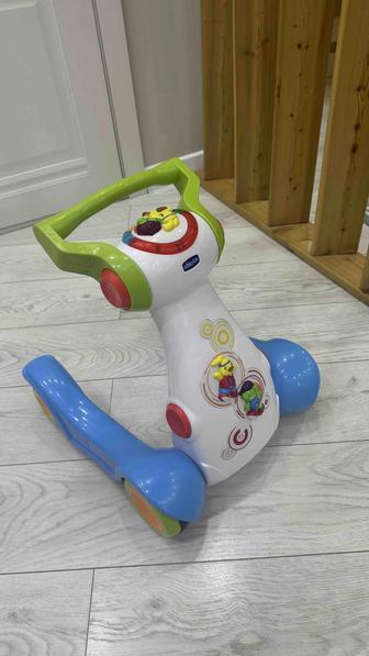 Ходунок детский Chicco