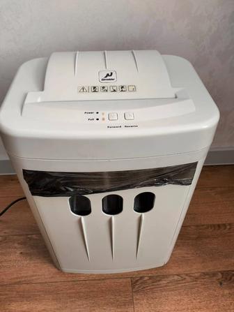 Продам уничтожитель бумаги