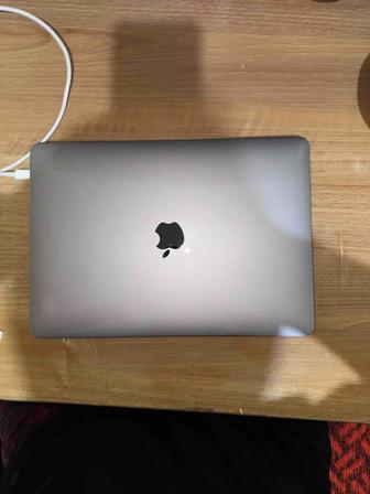 MacBook Pro 13 2020