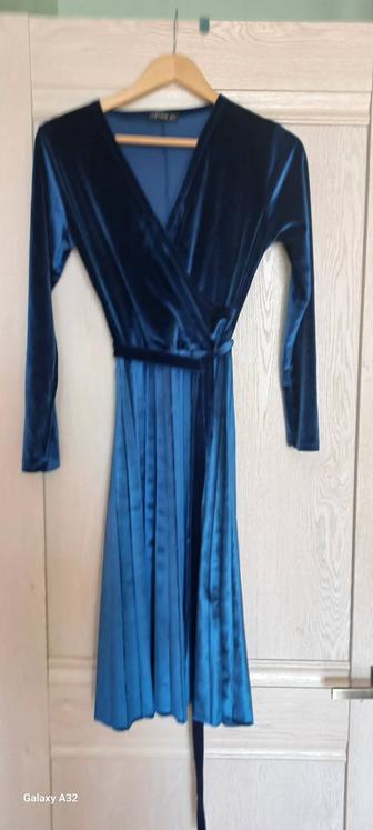 Продам платье