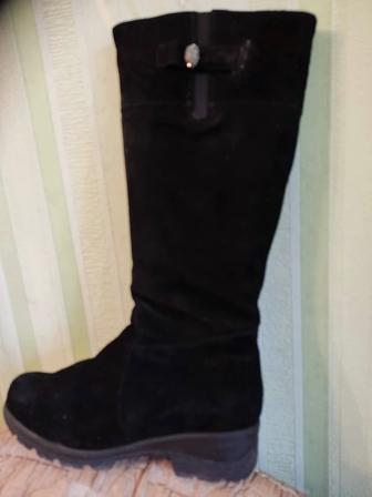 Продам зимние сапоги