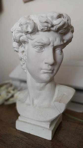 Продам гипсовую голову