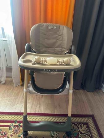 Стуль для кормления