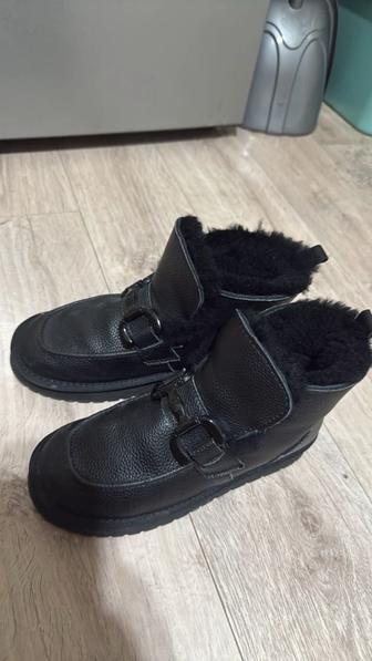 Уги кожа натуралка.