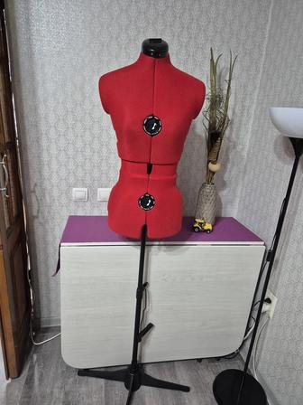 Продам манекен женский