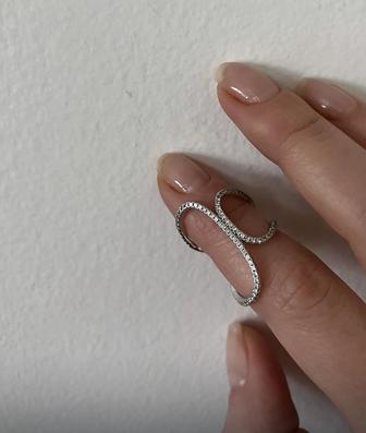 Серебряное кольцо