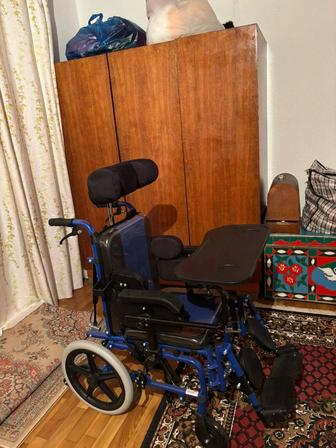 Инвалидная коляска