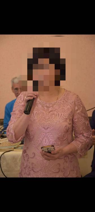 Продаю красивые платья