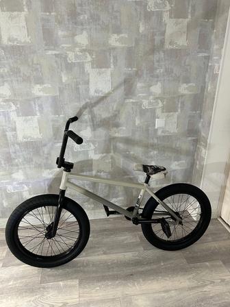 Продам BMX Kink Switch 2023