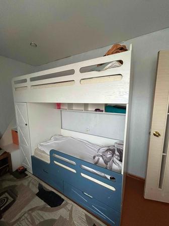 Продам кровать детскую