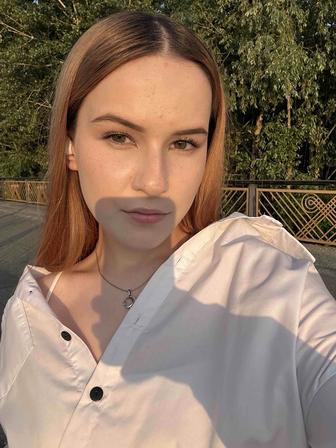 Официант / официантка