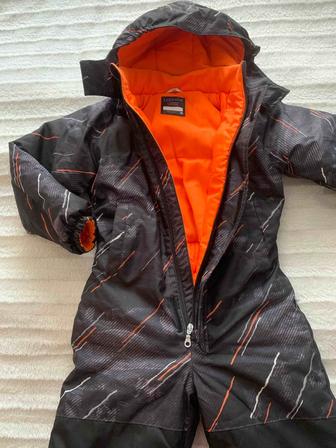 Продаем комбинезон (Lassie). Рост128, 7-10лет. Хорошего качества.