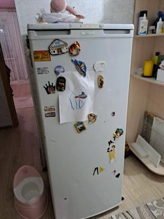 Продам морозильник на запчасти