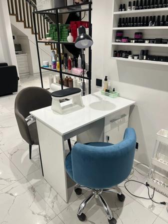 Аренда столика для ногтевого сервиса