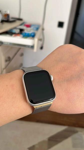Продам Apple Watch  40 mm