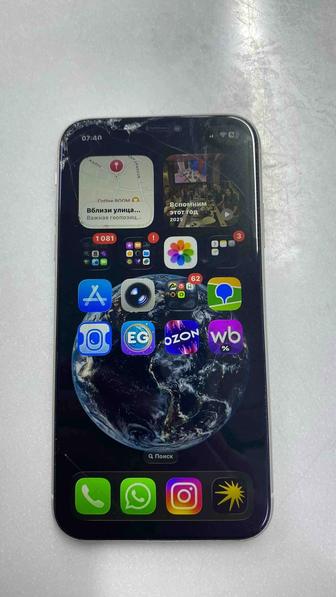Айфон 11 продам 64 гб емкость 68