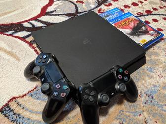 Playstation 4 slim 2джостика и игры