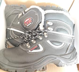 Зимние сапоги мужские