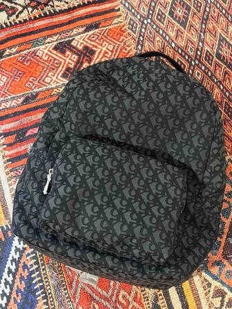 Продам рюкзак Calvin Klein