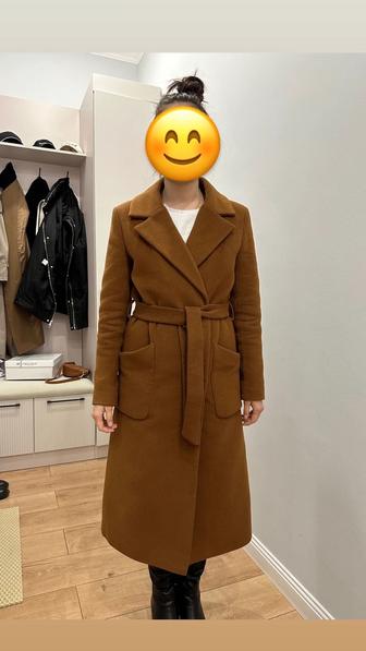 Продам пальто осень-зима