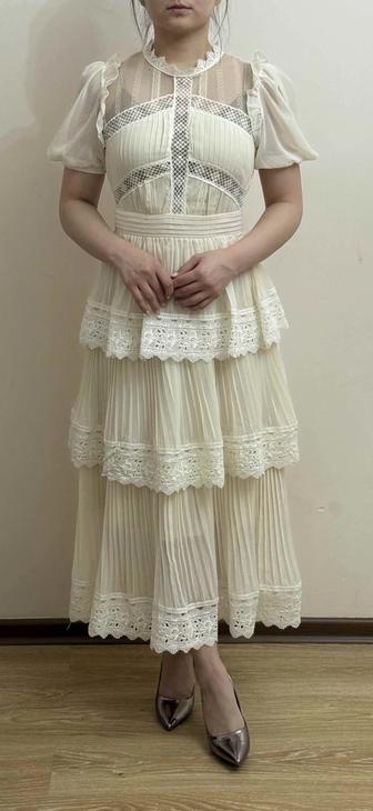 Женское платье