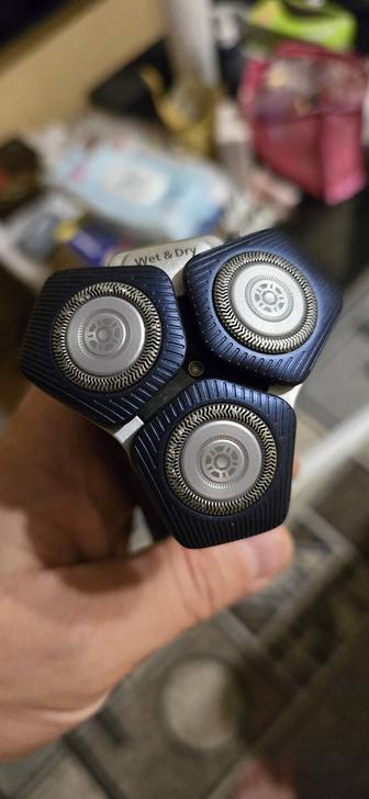 Электробритва Philips