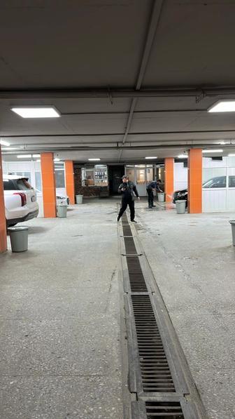 Автомойщики