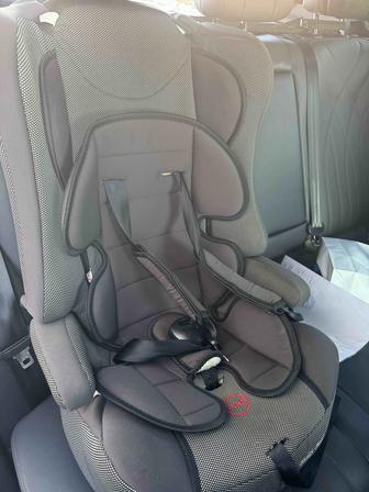 Продам детское кресло