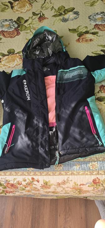 Продам лыжный костюм женский