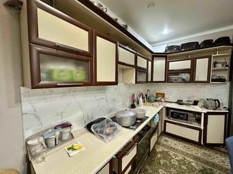 Продам кухонный гарнитур с сварочной плитой