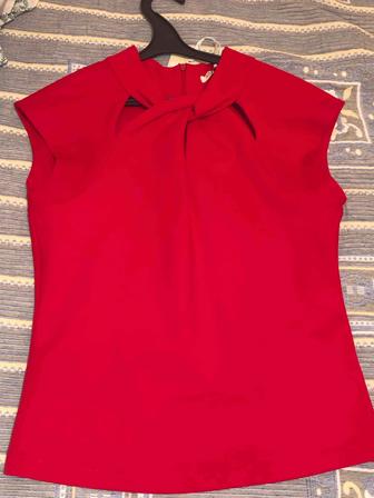 Кофта от MIRA MIA