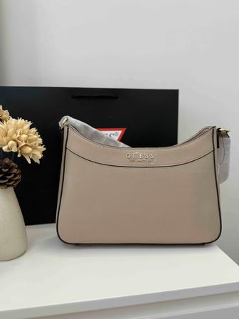 Сумочка оригинал Guess