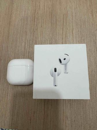 AirPods 4