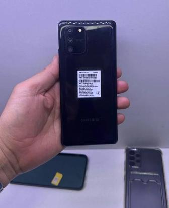 Samsung Galaxy S10 Lite флагман