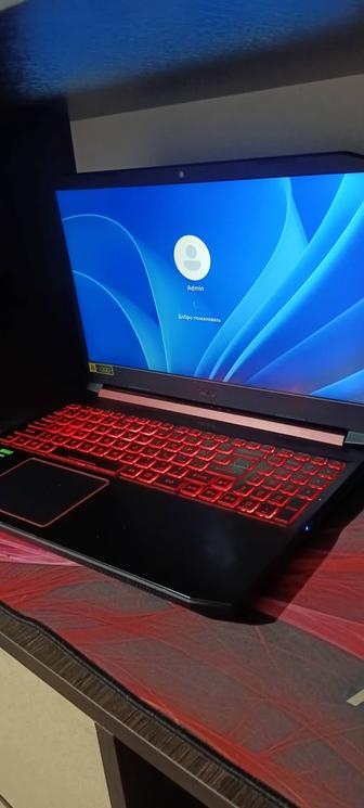 Продам игровой ноутбук Acer Nitro 5