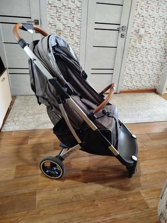 Продам детскую коляску