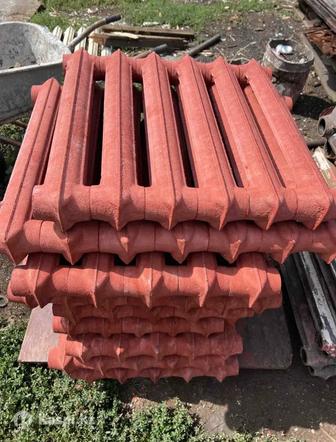 Продам чугунные батареи