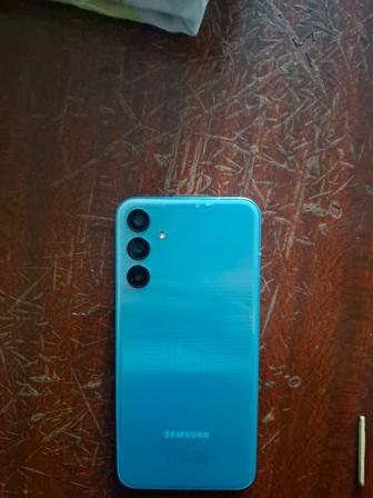 Продам телефон , документов нет в комплекте есть только два чехла