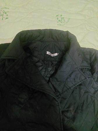 Женский демисезонный плащ.