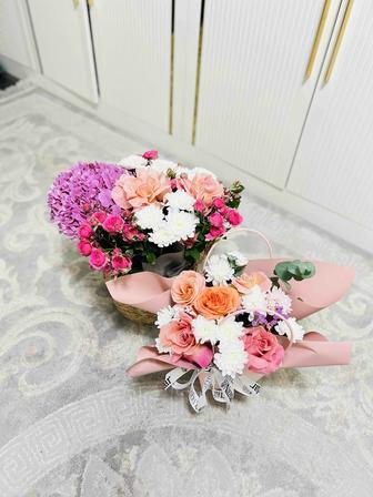Продам две корзины цветов