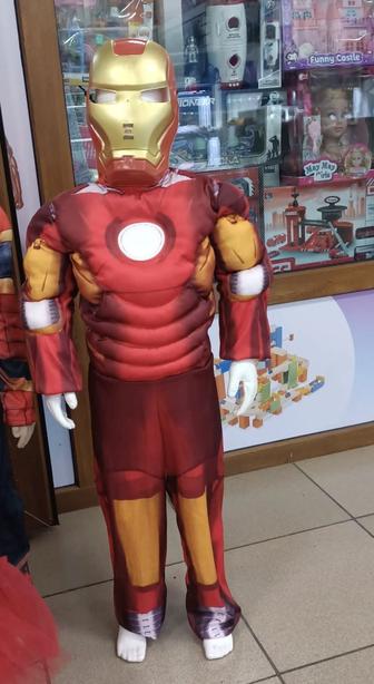 Продам костюм Iron man