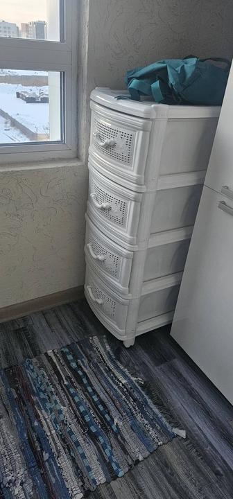 Продается пластиковый комод