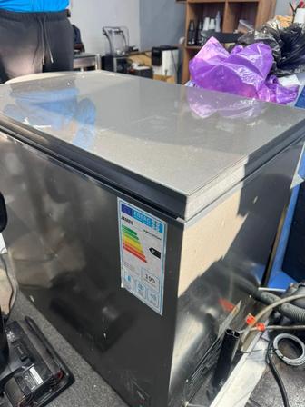 Продаю морозильник