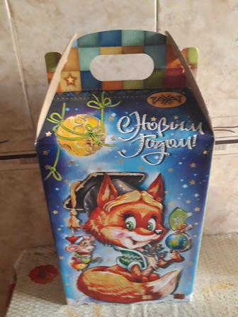 Коробки для новогодних подарков
