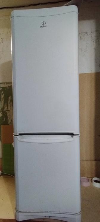 Продам холодильник Indesit, рабочий
б/у
