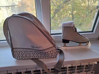 Продам фигурные коньки