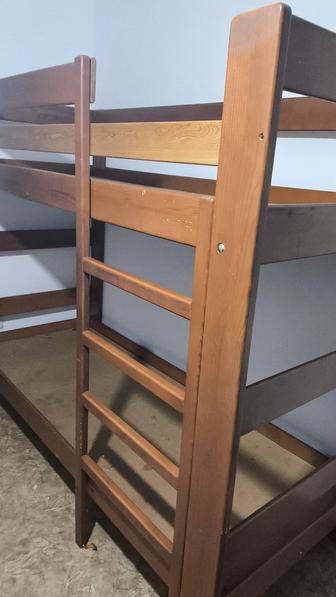 Продам 2 ярусную кровать