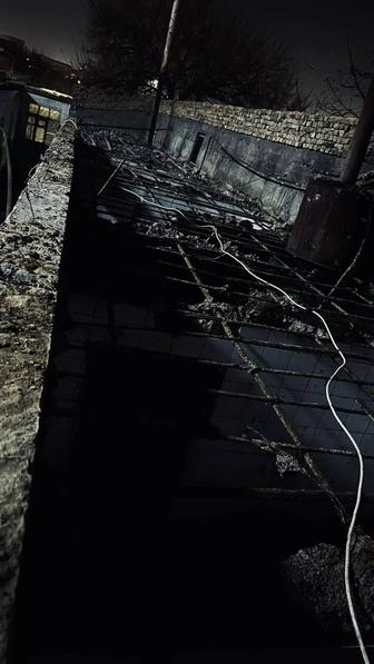 Демонтаж крыш, потолков, уборка территории от строительных материалов