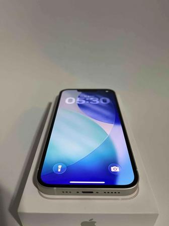 iPhone 13 в отличном состоянии