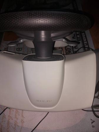 Игровой руль с педалями
